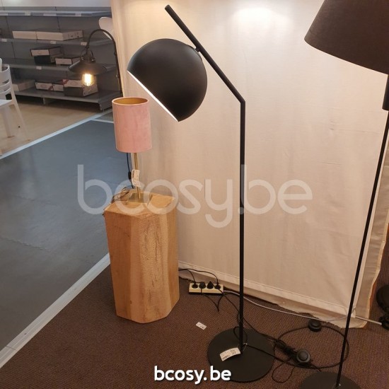 Marckdael VVD Guggenheim-Gugenheim 2706-147-LG1-SF240-NE zwart vloerlamp VVD VDV Verlichting van Dijck Dyck Markdaal.