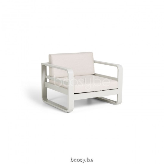 Jati Kebon Reno Sofa 1-Sitzer Dune mattes Aluminium.