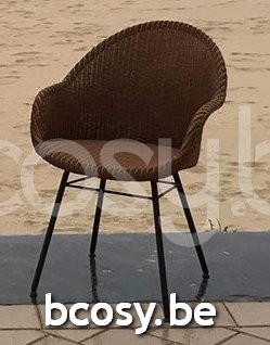 Vincent Sheppard Avril armstoelen Zwart Gepoedercoat Stalen A frame Koper Lloyd Loom.