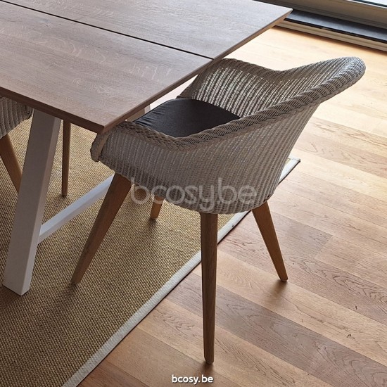 Vincent Sheppard Avril fauteuils chaises avec accoudoirs Cadre en Bois Chêne naturel Lloyd Loom Neige.