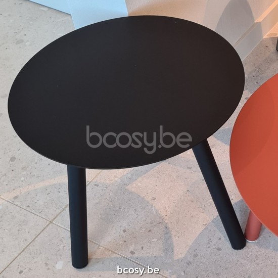 Vincent Sheppard Lilo Tables d'appoint de jardin cadre en Aluminium Noir Dia 45.