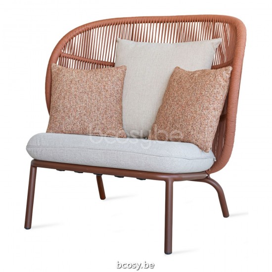 Vincent Sheppard Kodo fauteuils de jardin cocoon Cadre en Aluminium Couleur rouille Corde Cannelle Polypropylène.