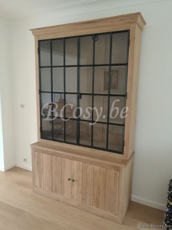 PR Interiors alice eiken kast met smeedijzeren deuren