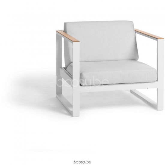 Diphano Landscape lounge stoel met teak armsteun Aluminium Wit Frame Stof All Weather Shine Armleuningen in Naturel Teak.