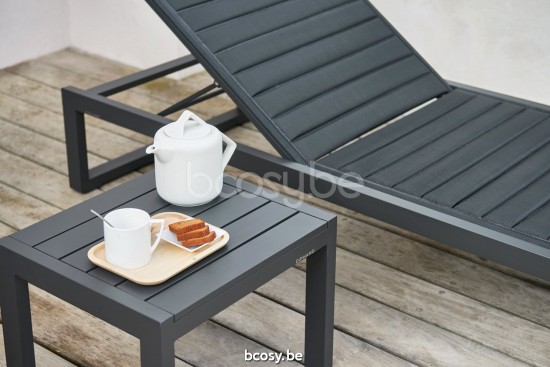 Diphano Metris bijzettafel S (48x41,5) Aluminium Lava Frame.