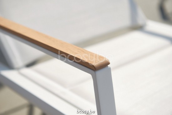 Diphano Selecta garden outdoor dining armchairs with teak arms PCA White single layer Batyline White Armrests in Natural Teak.