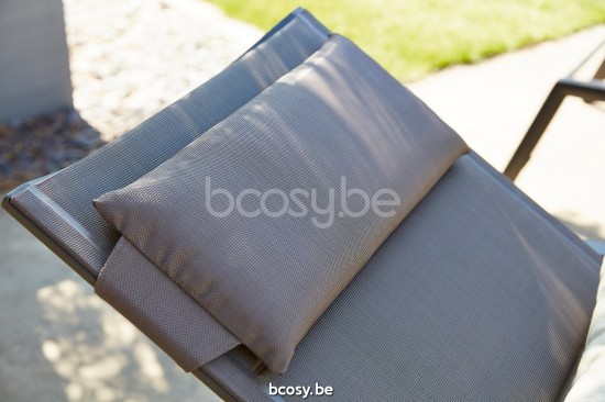 Diphano Selecta sun beds loungers with teak arms PCA White single layer Batyline Sand Armrests in Natural Teak.