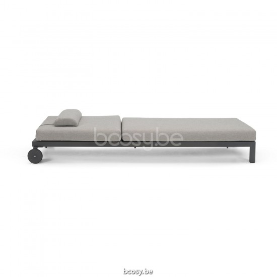 Diphano Cubic sun beds loungers PCA Lava.