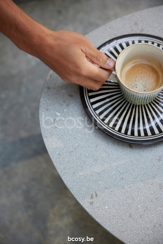 Diphano Ray garden outdoor coffee tables S 100xR (33,5h) PCA Lava.