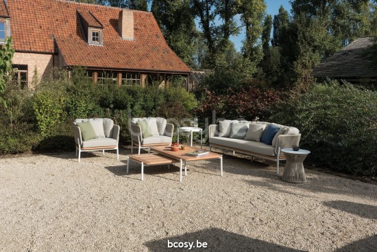 Diphano Omer salontafel A (68x75) Aluminium Wit Frame Tafelblad Naturel Teak.