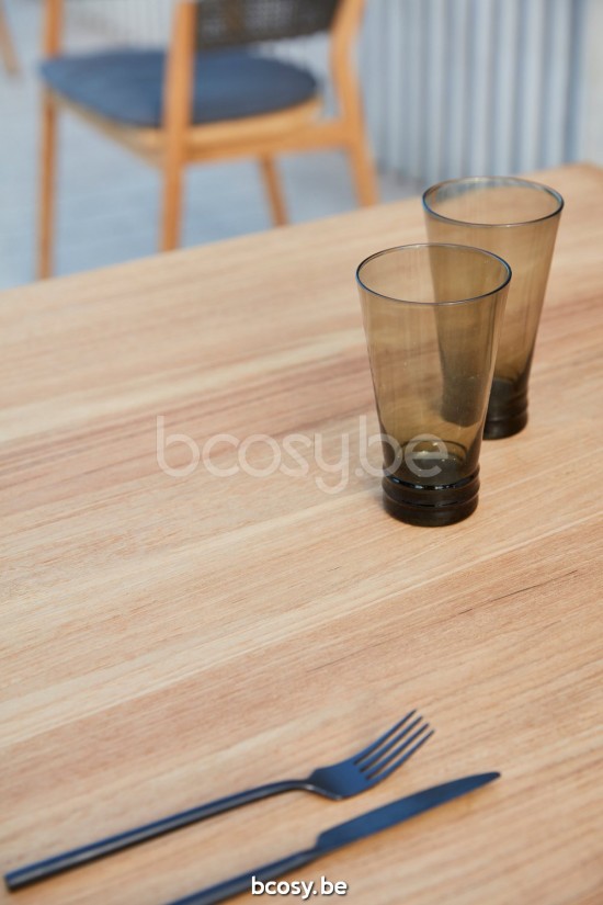 Diphano Alexa table bistro de comptoir M (75x70) Cadre Aluminium Lava Dessus Teck naturel.