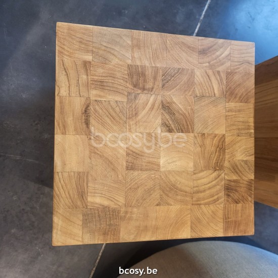 Jardinico DUNCAN Square Block 73 x 33 x 33H Medium Teak.