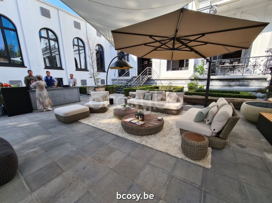 TUUCI OCEAN MASTER MAX SINGLE CANTILEVER ALUMA TEAK Ø350 Cantilever Parasol.