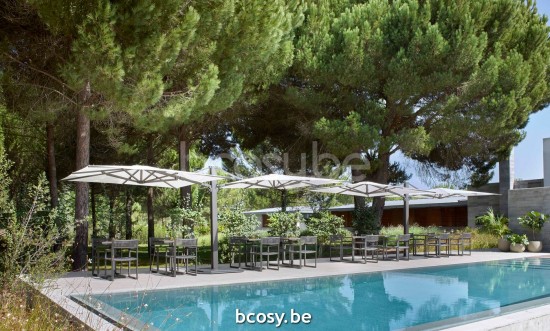 Jardinico JCP601 2x300x300 Combinaison De 2 Parasols Deportés Mât Antracite Toile Pearl Sunbrella Plus Marine.