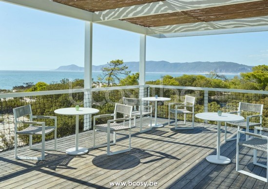 Jardinico MANTRA BISTRO Round Garden Outdoor Bistro Table Ø80 White Powder Coated Aluminium White.