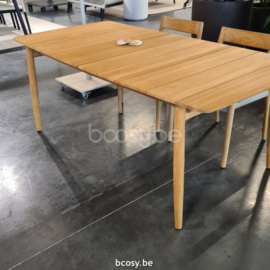 Jardinico NOA Garden outdoor dining tables.