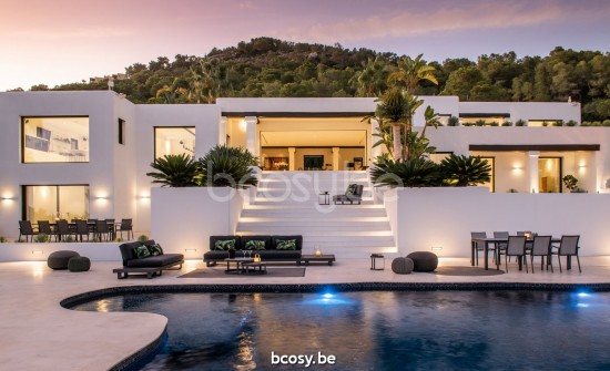 Jati Kebon Fano Loungesockel 2-sitzig Ohne kissen Aluminium anthrazit matt.