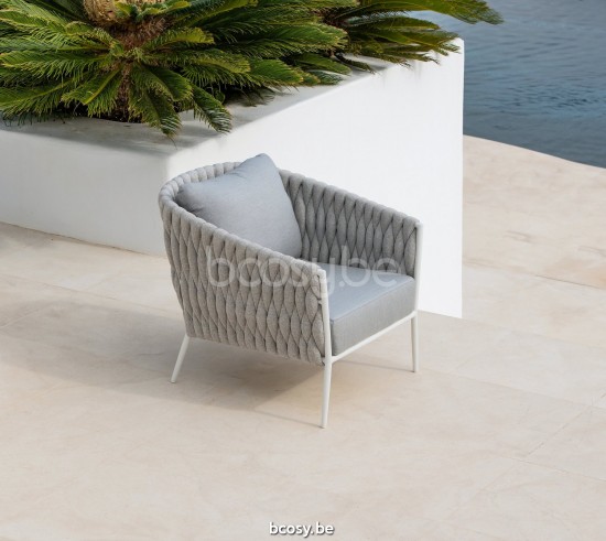 Jati&Kebon Fortuna Socks Loungesets 1zit Wit mat aluminium.