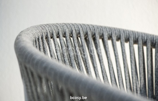Jati Kebon Fortuna Rope Gartenstuhl mit Armlehnen Sunbrella natte grey chine nat 10022 quick dry foam Weißes mattes Aluminium.