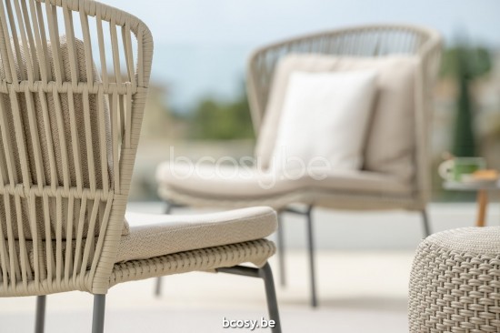 Jati Kebon Lima Chaise à assise profonde Sans coussins Aluminium anthracite mat Corde Beige uni.