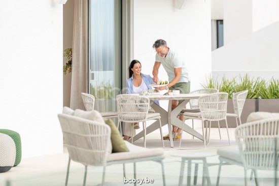 Jati Kebon Lima Chaise à assise profonde Sans coussins Couleur sable Corde Linnen.