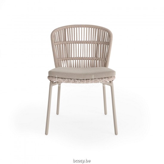 Jati Kebon Lima Stapelbare bijzetstoel Zonder kussens Zandkleur Koord Linnen.