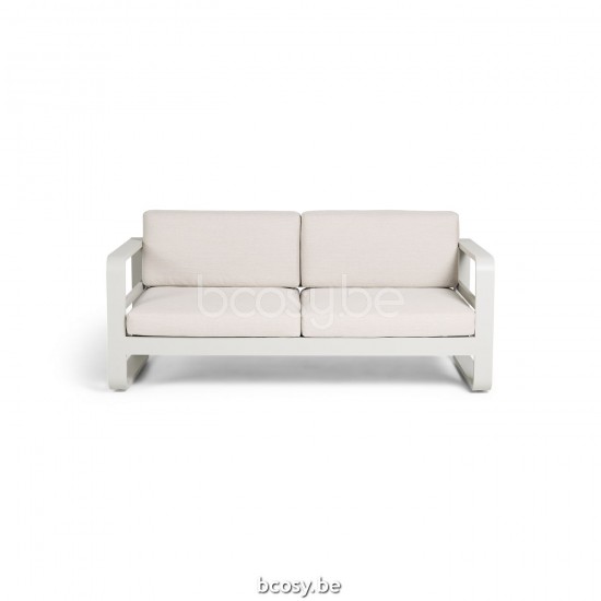 Jati Kebon Reno Sofa 2-zits Dune mat aluminium.