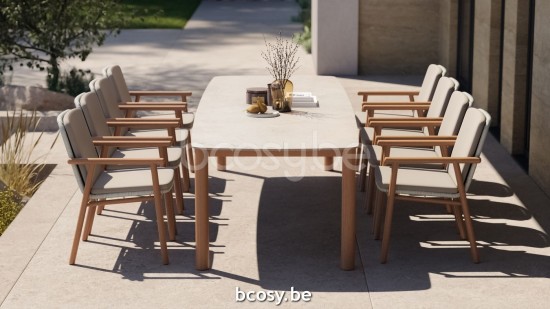 Jati&Kebon Benoa rechthoekige tuintafels in teak en keramisch tafelblad.