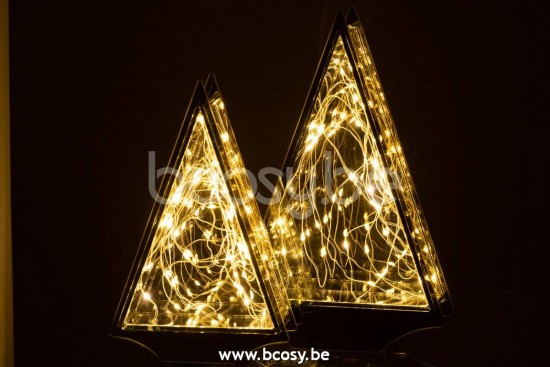 J Line Jline Dekoration Led Dreieck Glas Weiß Large weihnachtsbaum weihnachtsbaeume