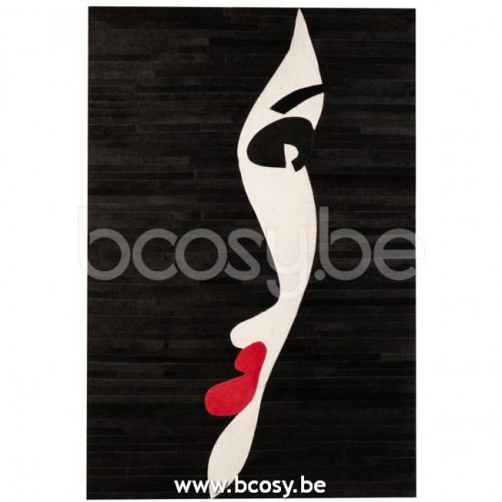 J Line 18264 Kader Vrouw Leder Zwart Wit Rood L80xH120 cm kader kaders kunstwerk art