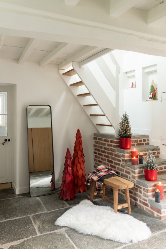 J Line Albero Di Natale Pezzi Legno Rosso Medium Arbol De Navidad Piezas Madera Rojo Medium.