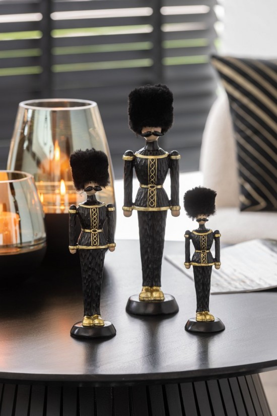 Jline Cascanueces Piel Gorro Resina Negro Medium.