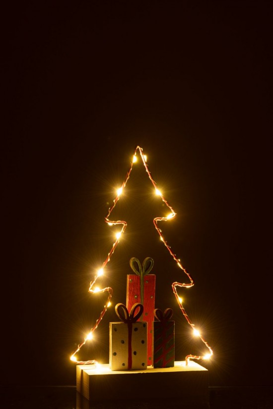 J Line arbres sapins de noel sur pied Jolipa Sapin Cadeaux Led Blanc Rouge Vert Small.