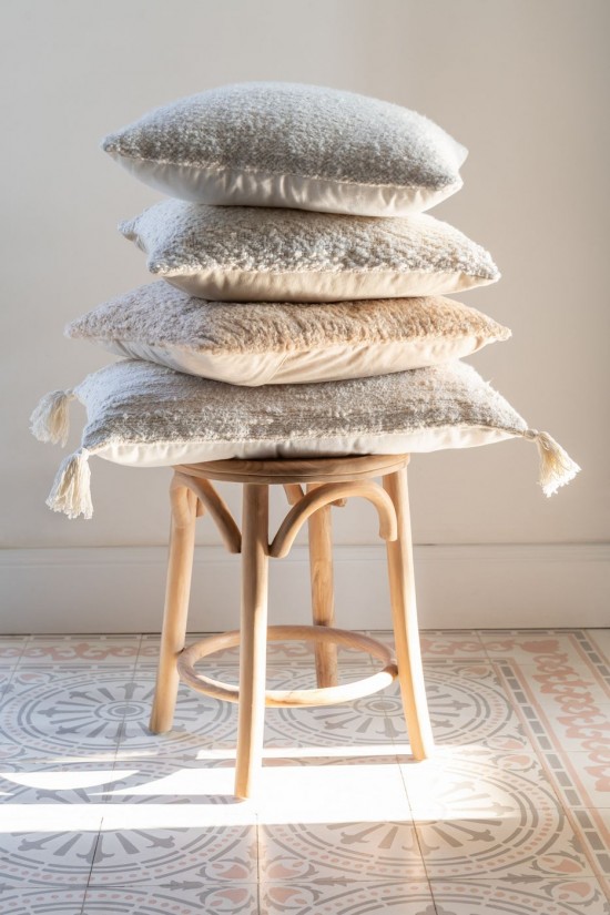 J Line Sgabello Ali Teak Naturale Taburete Ali Teka Natural.