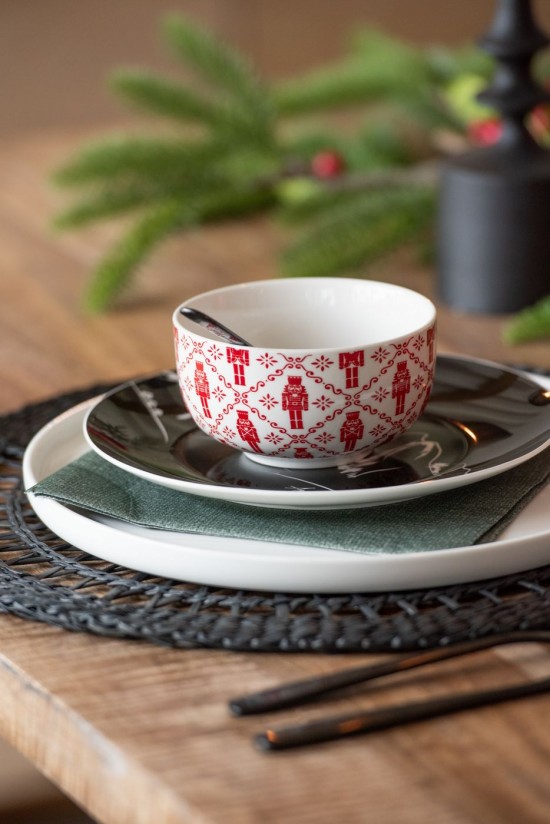 Jline Caja 4 Cuencos Base De Metal Cascanueces Caja De Regalo Cerámica Rojo.