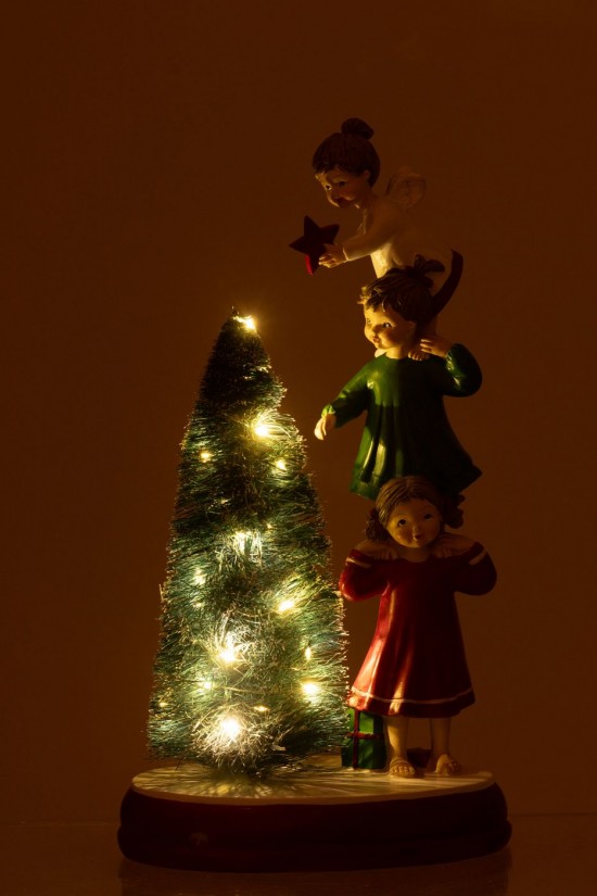 J Line anges statuettes Jolipa Anges Led Sapin Resine Mix.