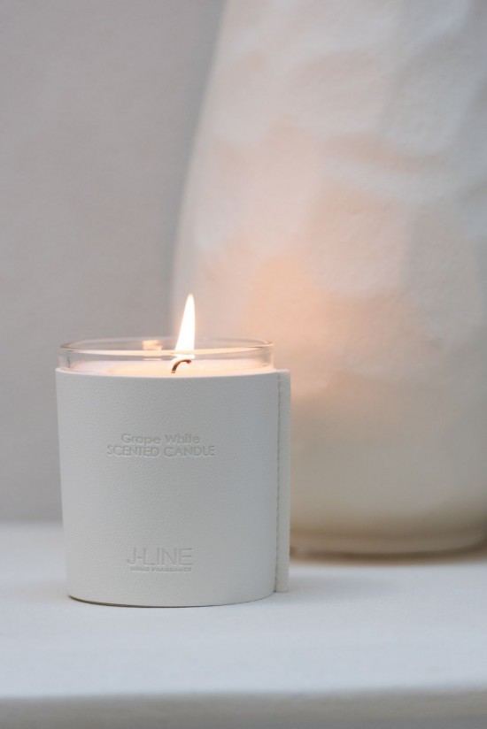 Jline Vela Perfumada Cuero Blanco 40Horas.