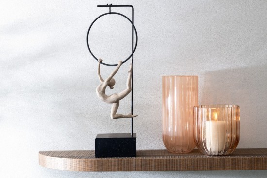 J Line Ginnasta Cerchio Alpha Resina Beige Nero Gimnasta Aro Alfa Resina Beige Negra.