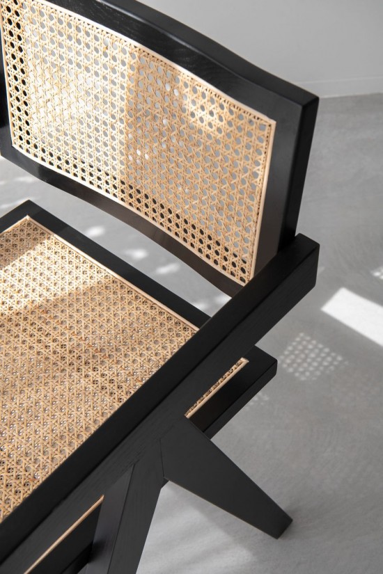 J Line Stoel Rooster Essenhout Rattan Zwart.