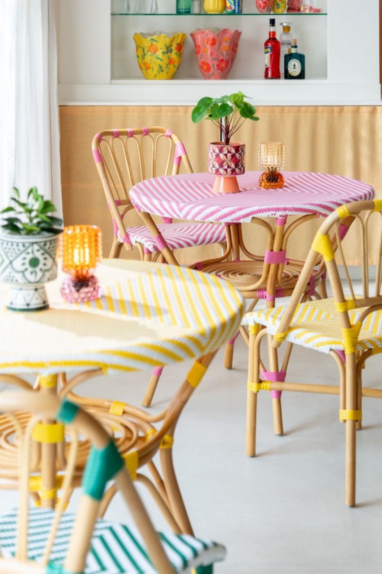 JLine J Line Tafel Live Rattan Kunststof Naturel Roze eettafels keukentafels woonkamer.