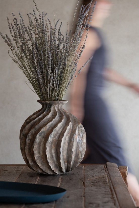 J Line 53359 große Vasen large vases vaas groot >25cm Vases hauts grote vazen Vase haut vase large >25cm Tall vases Große Vase.