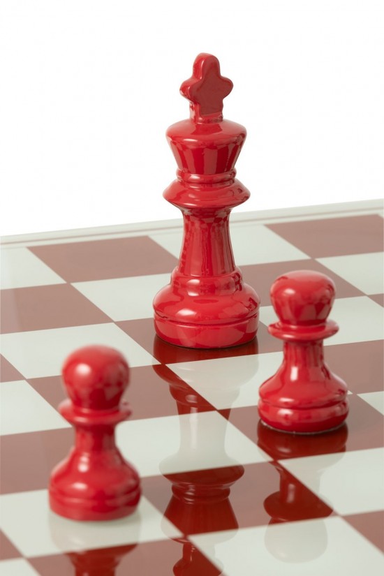 J Line Chess Set Board Polyresin White Christmas Red chessboards in wood.