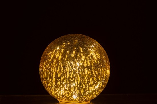 J Line hivers Jolipa Boule Led Craquelé Verre Doré Small.