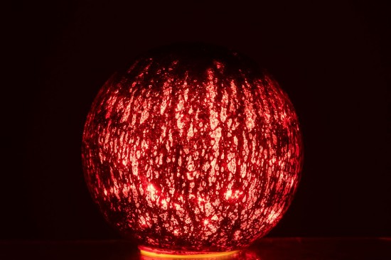 J Line hivers Jolipa Boule Led Craquelé Verre Rouge Noël Large.