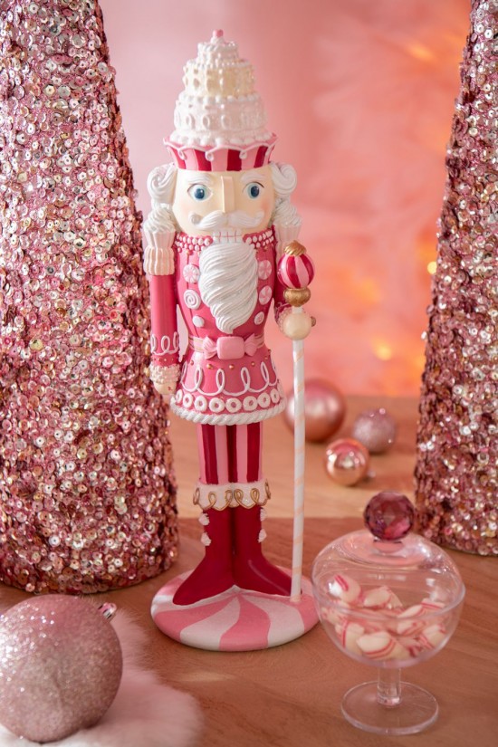 Jline Cascanueces Caramelo Resina Blanco Rosa Medium.