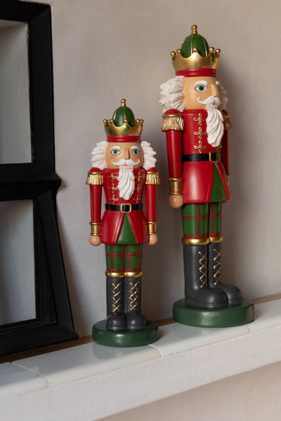 Jline Cascanueces En La Base Poliresina Rojo Navidad Verde Oscuro Small.