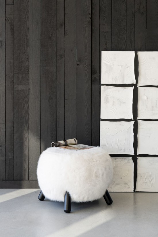 J Line Sgabello Fur With Wooden Legs Legno Bianco Taburete Fur With Wooden Legs Madera Blanco.