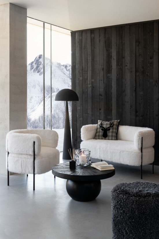 J Line Divano A 2 Posti Fur With Metal Legs Legno Bianco Sofá 2 Plazas Fur With Metal Legs Madera Blanco.