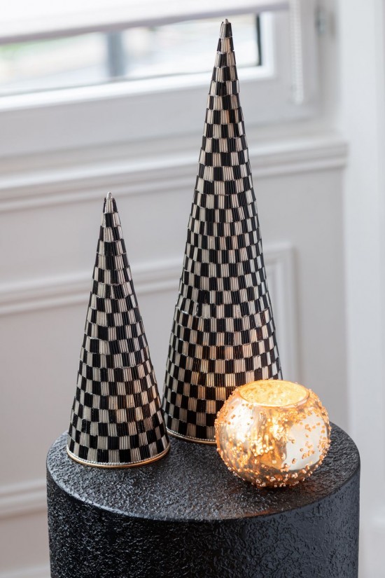 J Line Set Di 2 Cono Ferro Vetro Nero Ecru Juego De 2 Cono Plancha Vidrio Negro Crudo.