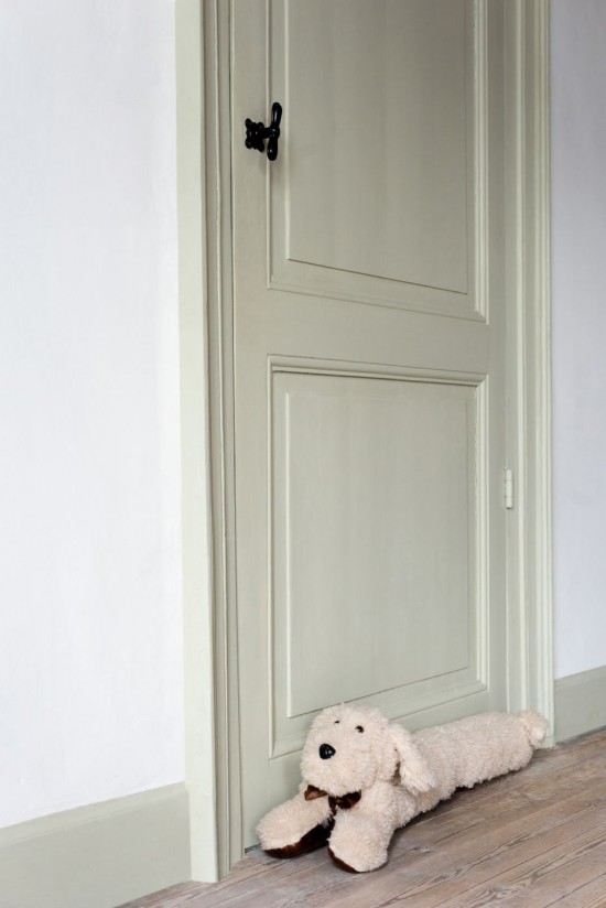 J Line Fermaspifferi Cane Poliestere Beige Chiaro Pilona De Puerta Perro Poliéster Beige Claro.